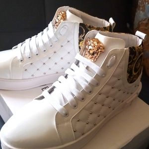 Versace white and Gold 🪙